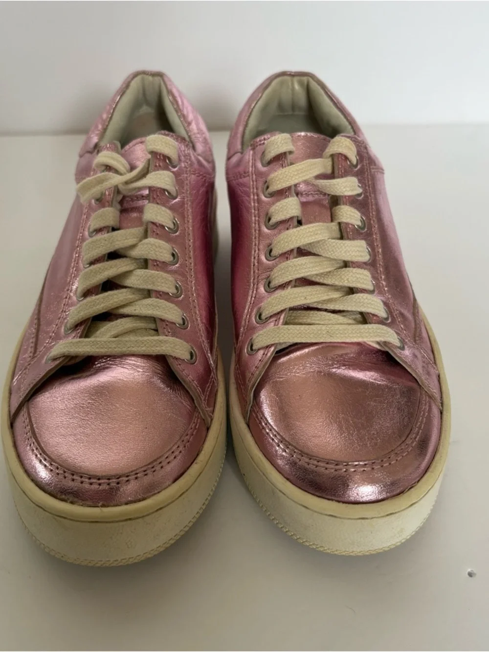 Free People LETTERMAN SNEAKER Pink Metallic Leather 7 Trendy Preppy Comfy Skater